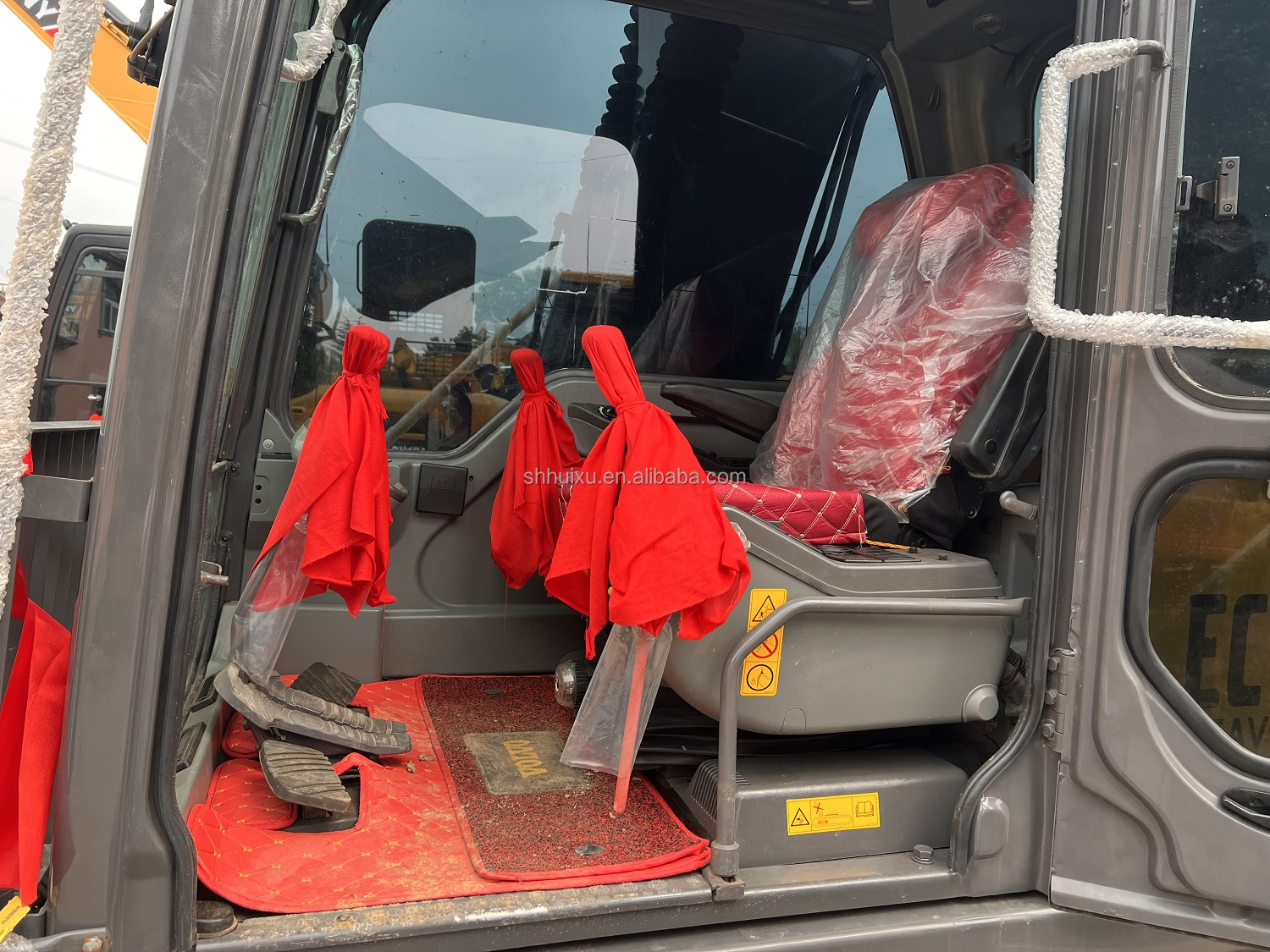 Second Hand good quality crawler excavator for sale VOLVO140 380 480 /Used mini Excavator Digging Machine Made in Switzerland