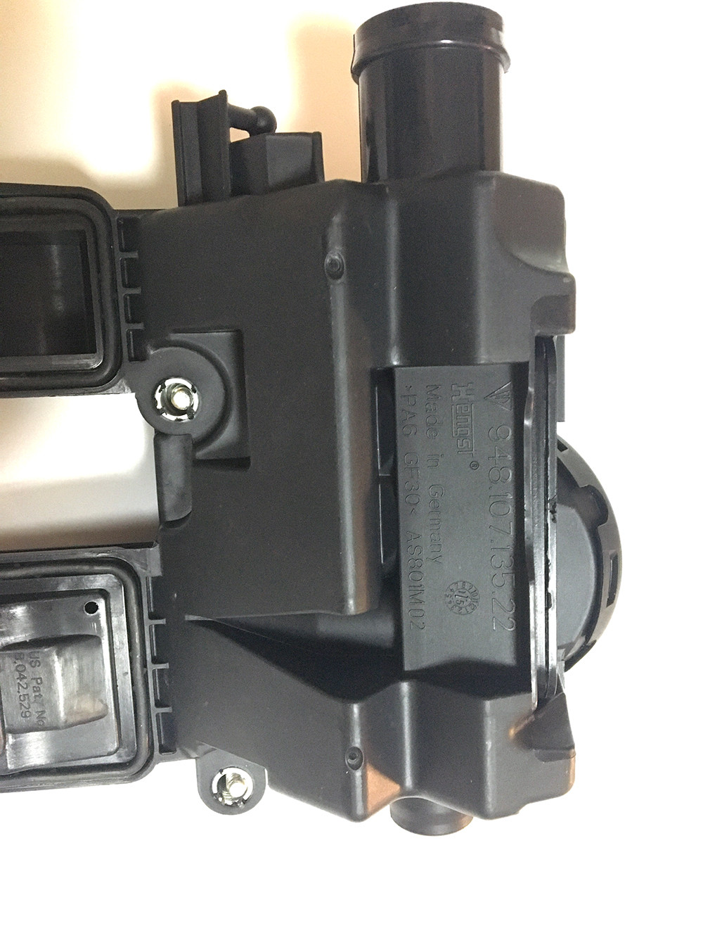 94810713522 Porsche Auto Engine Parts Oil Air Separator