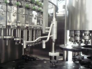 Quality 3 in 1 Automatic Carbonated beverage rotary filling machines wine bottle filling equipment wholesale