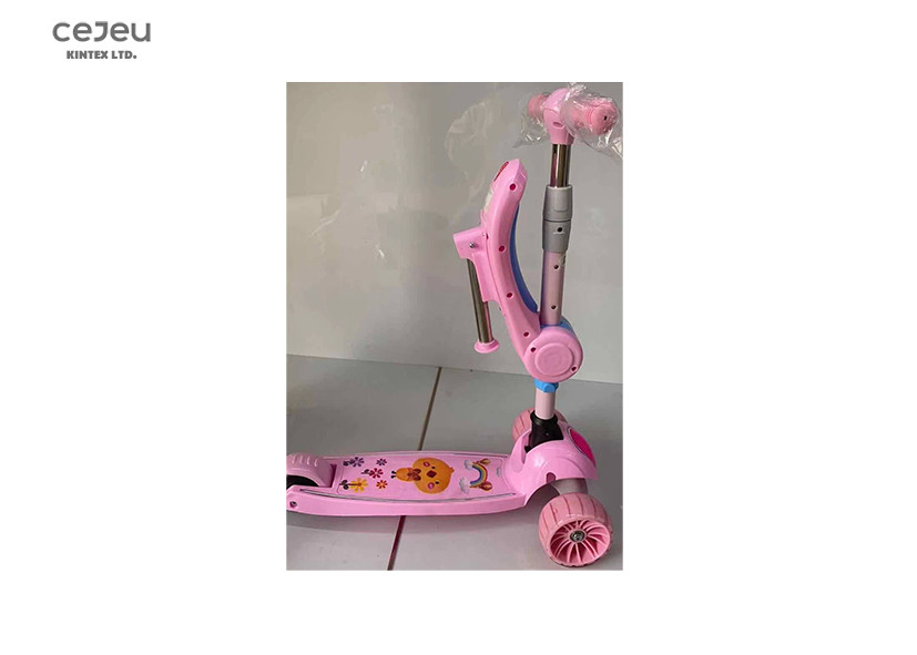 5 Year Olds Pink 2 In 1 Kick Scooter 67*55*48CM With Adjustable Seat
