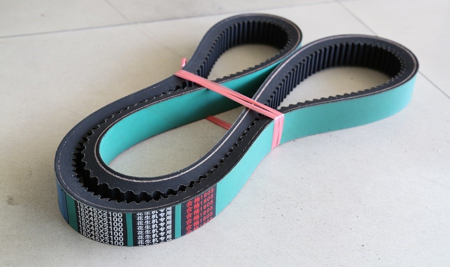 Agricultural Poly Vee Belt , Raw Edge Cogged Industrial V Belts Rubber Material