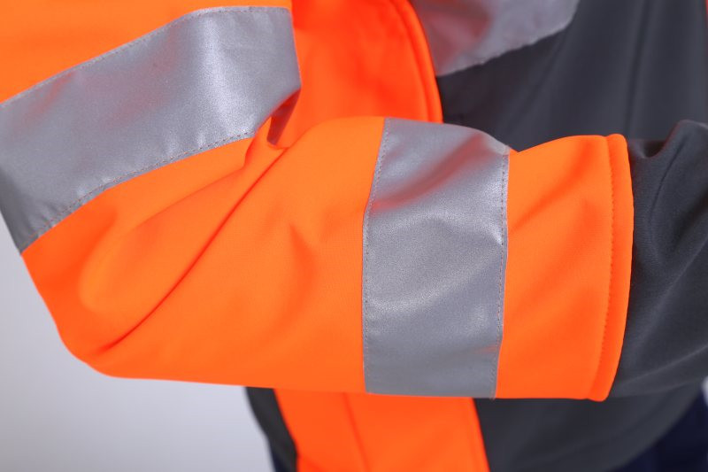 HIVIS Winter Work Clothes , OEM Hi Vis Work Gear For cold weather , reflective Softshell jacket