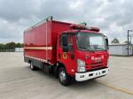 QC90 Apparatus Isuzu Commercial Fire Trucks Rescue 3 Person Red Colour