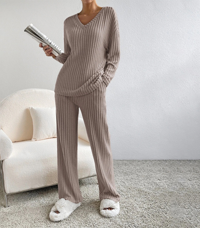 Women s Sweaters for Daily Wear Product Type and Country Of Origin Straight leg pants loose V-neck pit stripe knit suit
