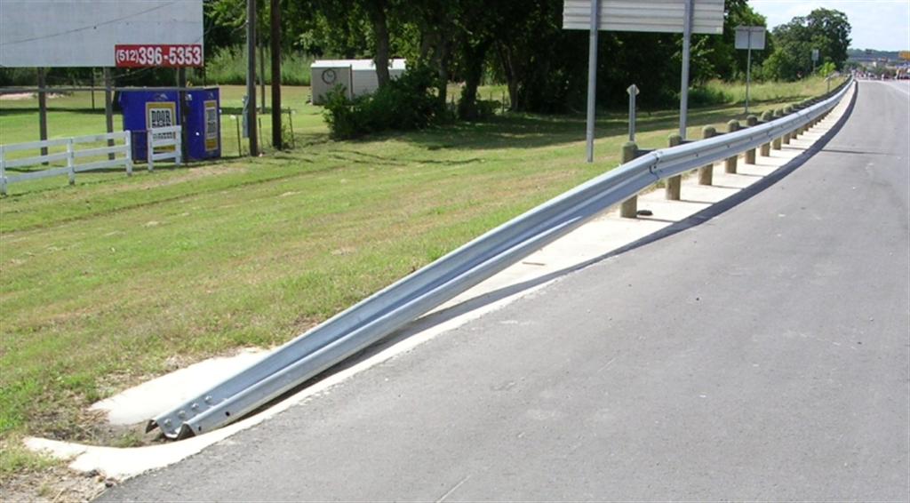 High Resistant W Beam Steel Safety Barrier Guard Rail with ISO9001 2000 Certification