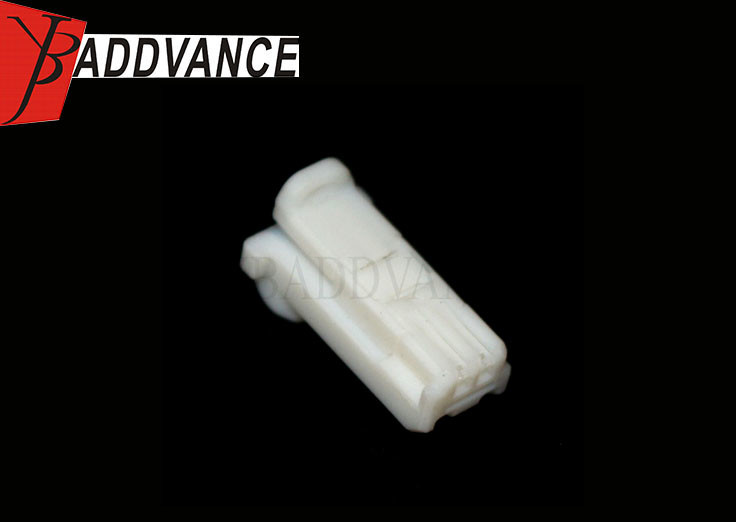 2 Pin Female Automotive Electrical Connectors White Color For Car