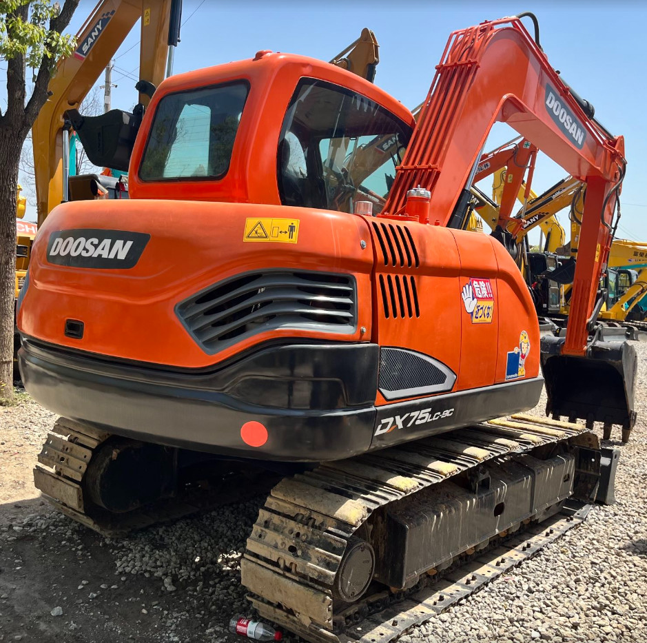 7420kg 7ton Used Doosan Mini Digger Dx75 2nd Hand Excavator