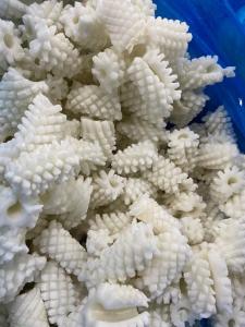Quality Durable Frozen Seafood Giant Cut Squid Flower Calamar Carved wholesale
