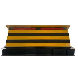Quality Shallow Mount Security Wedge Barriers With Traffic Lights 380V wholesale