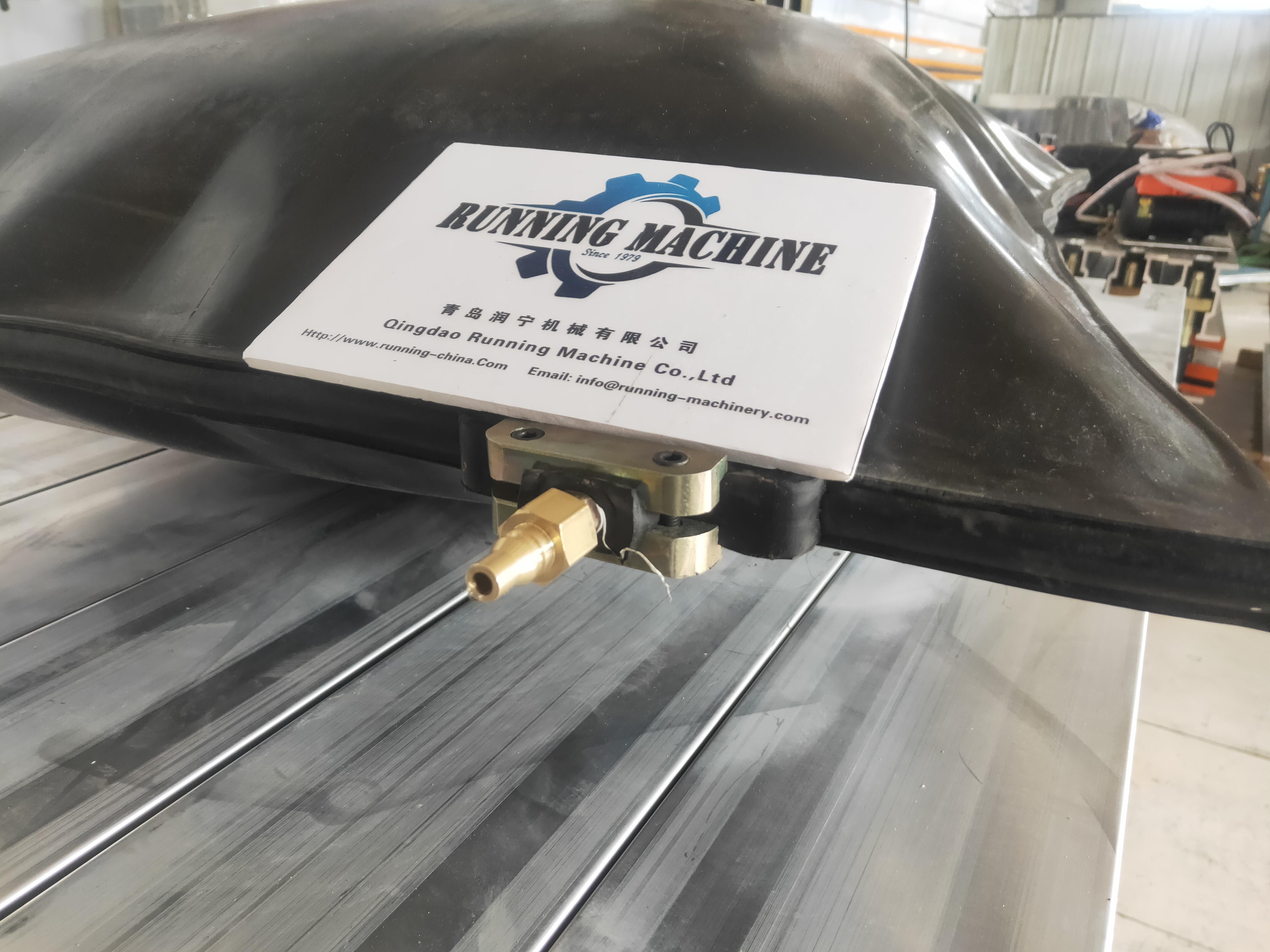 Customized Width Conveyor Rubber Belt Vulcanizing Machine 16.5kw With Splicing Function