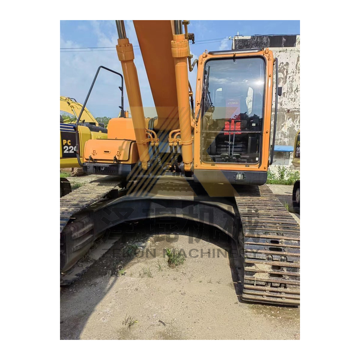 Hyundai 305LC-9T Excavator from Korea with Hydraulic Pump and Cylinder