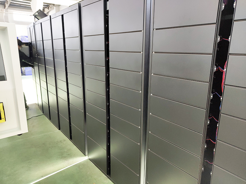 Logistics Self Service Outdoor Touch Screen Smart Parcel Delivery Locker With Remote Control Camera