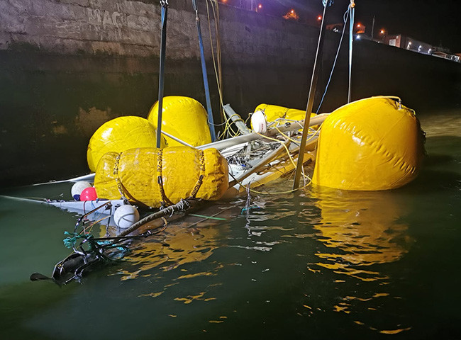 Inflatable Marine Underwater Air Lift Bags , Industrial Boat Lifting Airbags