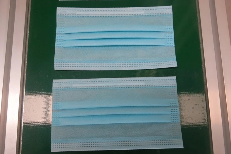 Non Woven Three Layer Disposable Mask Manufacturing Machine