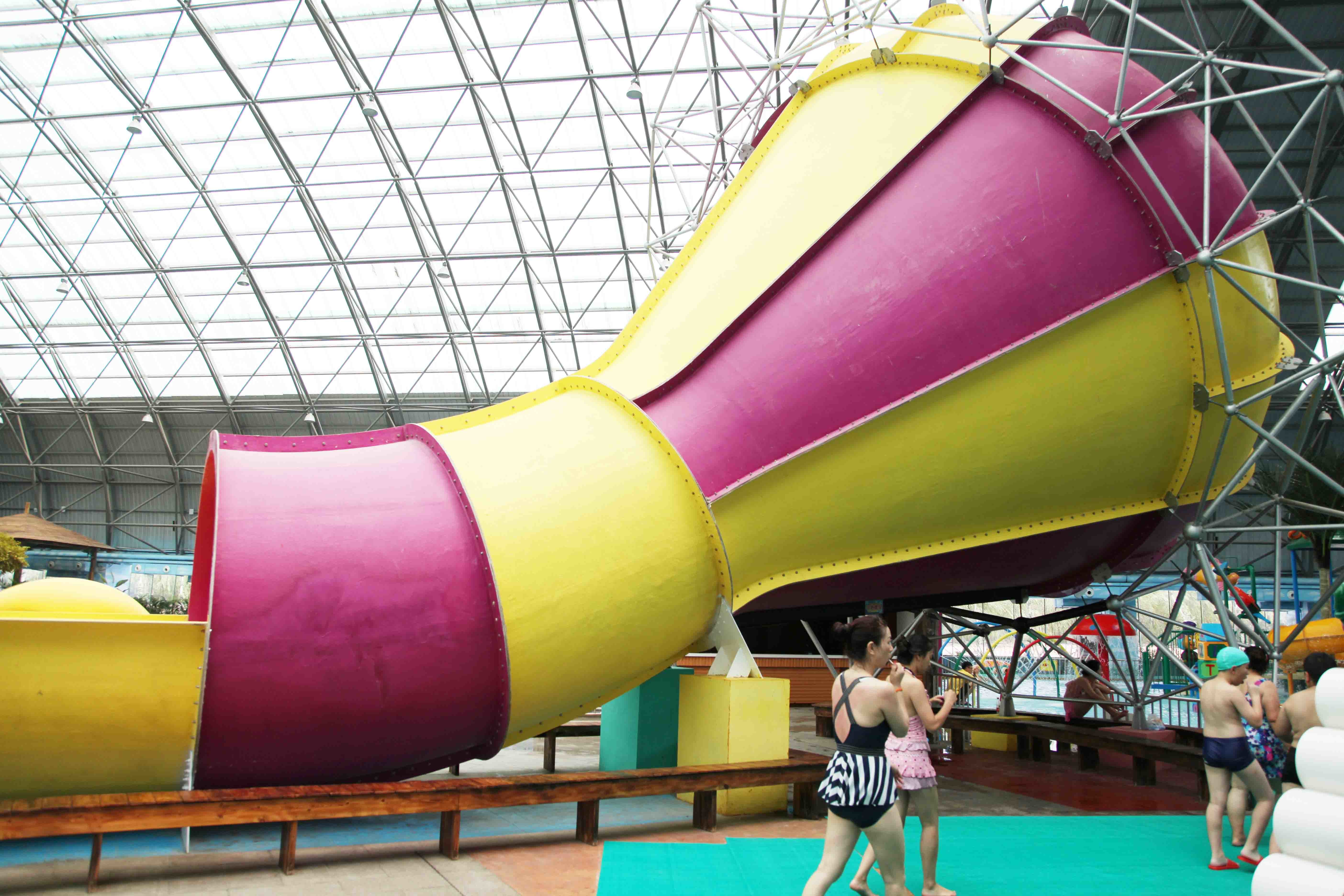 Small fiberglass water slide for parents and kids interaction water fun