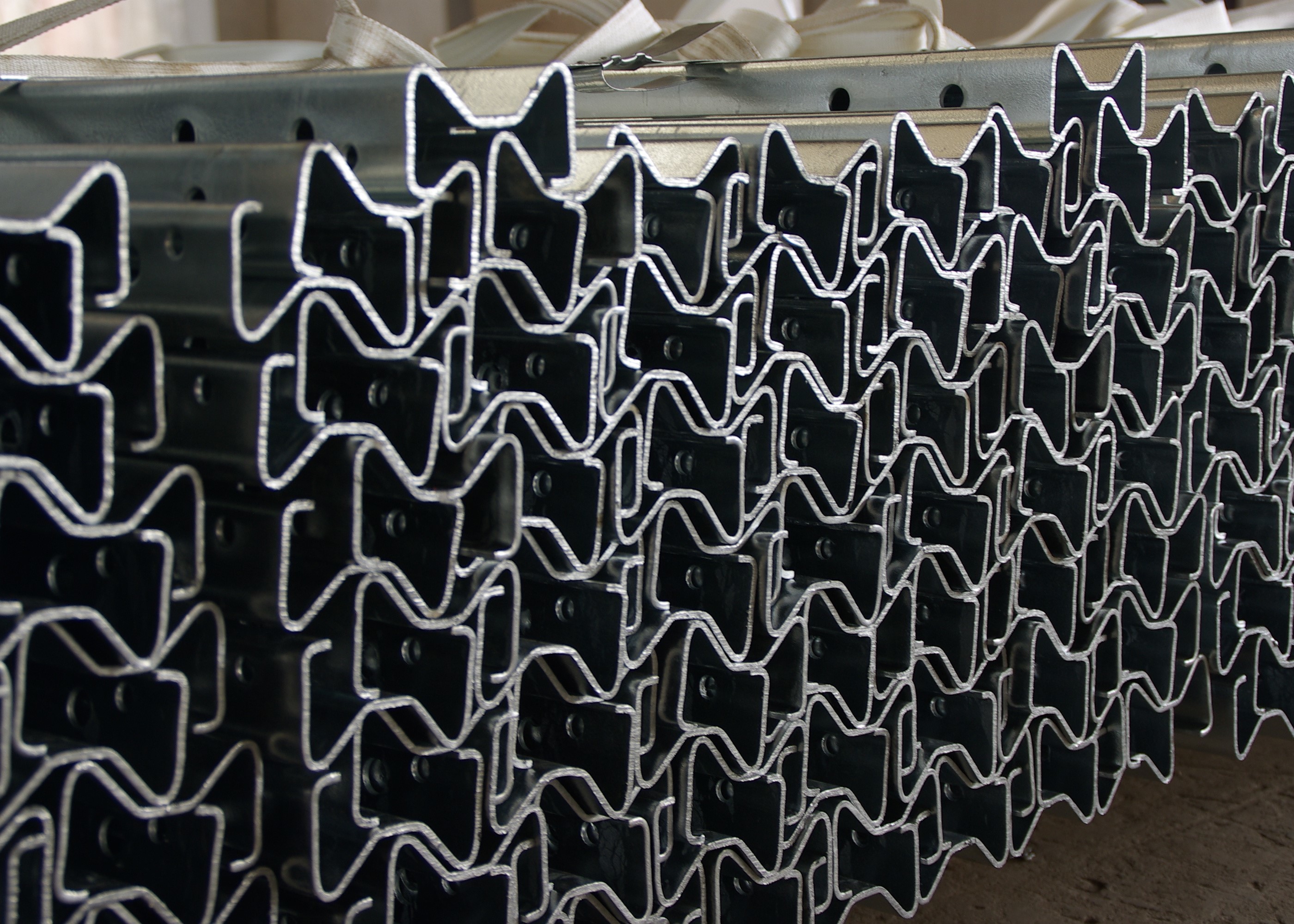 Hot Dip Galvanized Highway Guardrail Systems Crash Barrier Q345 Steel