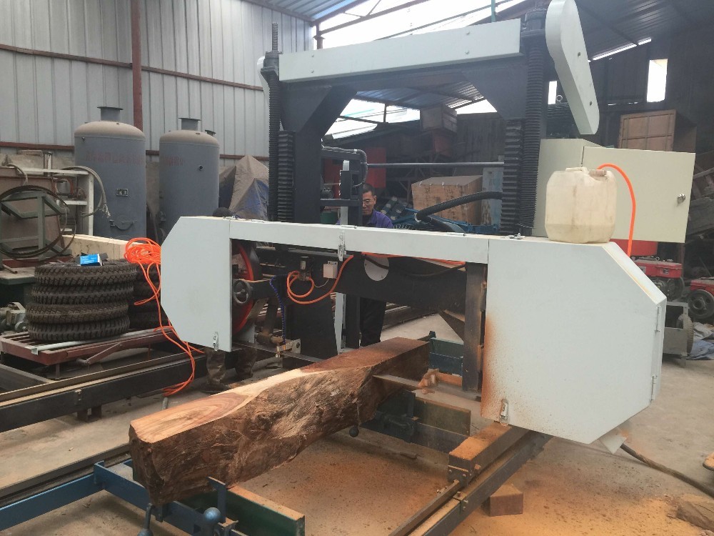 Portable Log saw cutting machine ,firewood horizontal saw bandsaw mills