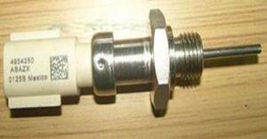 Quality Cummins oil Pressure Sensor 4954250 2872858 wholesale