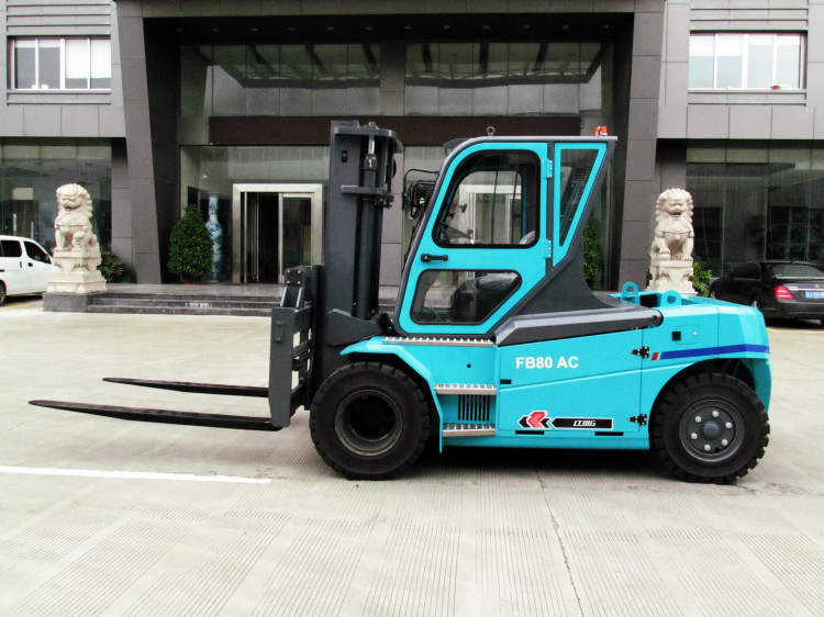 8000kg Electric Hydraulic Forklift Equipment ZAPI Controller 1520mm Fork Length