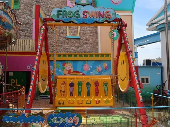 Double Sided Pirate Ship Amusement Ride With Dynamic Music And Gorgeous Lights