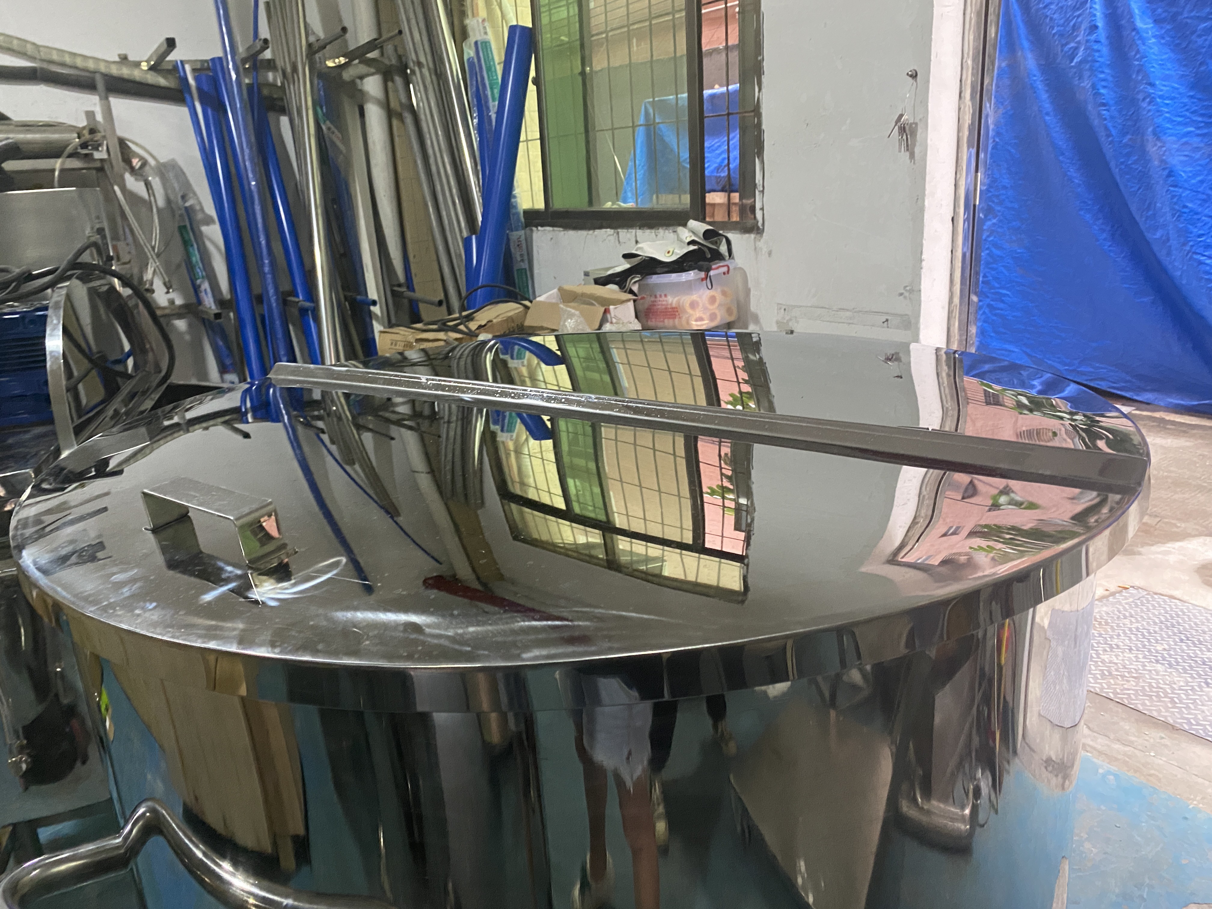 SUS304 100-20000L Movable Hinged Lid Storage Tank Stainless Steel Open Lid Water Tank