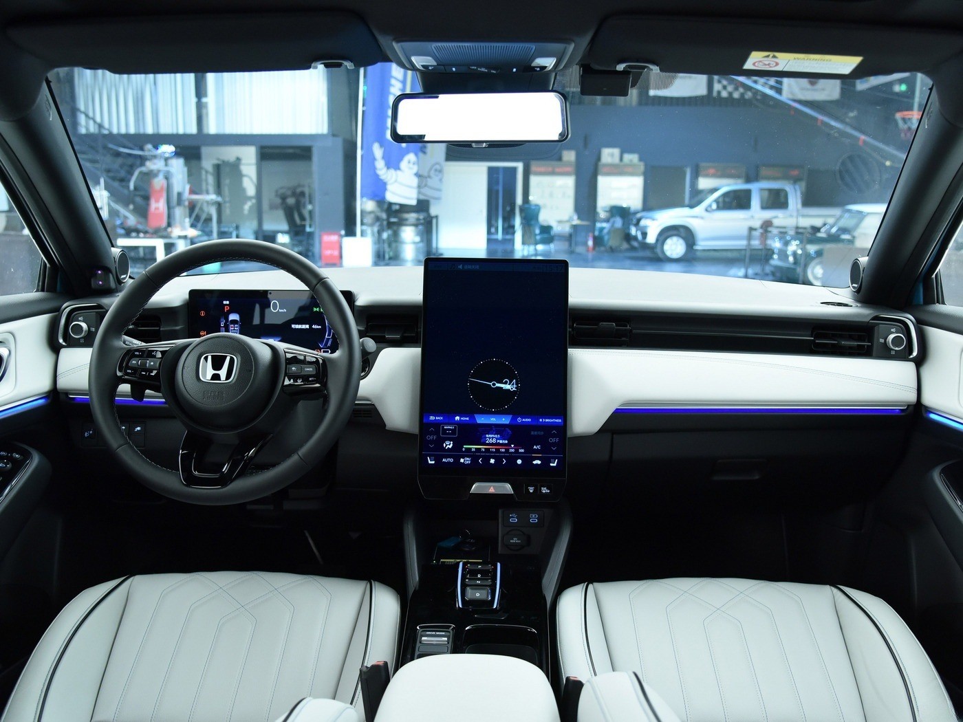 New Electric Honda Car Ens1 Car SUV Ternary Lithium New Energy Vehicle 150Km/h