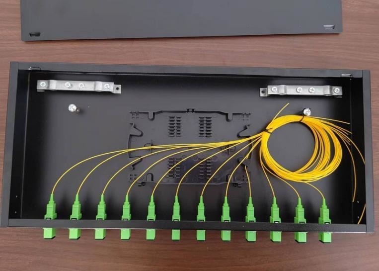 12 Ports Fiber Patch Panel ODF 1U Optical Fiber Terminal Box SC Pigtail Adapter