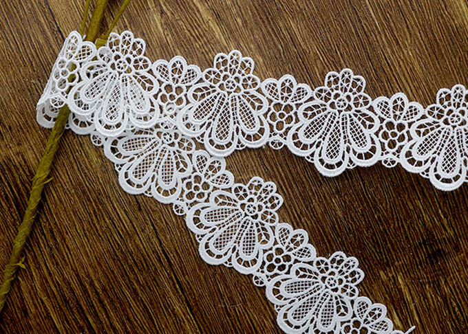 Azo Free DTM Guipure Embroidered Dress Lace Trim Ribbon With High Color Fastness