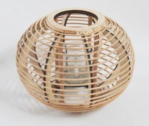 Quality Hot Sale Led Lantern Indoor And Outdoor Decoration Natural Handmade Rattan Weave Candle Holder wholesale