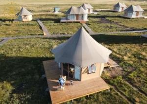 Quality Large Island Resort Tents with Ventilation &amp; 1 Year Warranty wholesale