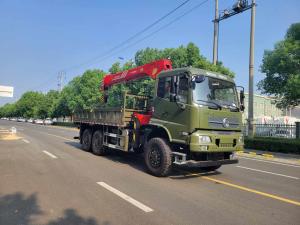 Quality Chinese Dongfeng Brand 6WD 6X6 Truck Mounted Crane With XCMG 8 Tons 10 Ton Crane For military use wholesale