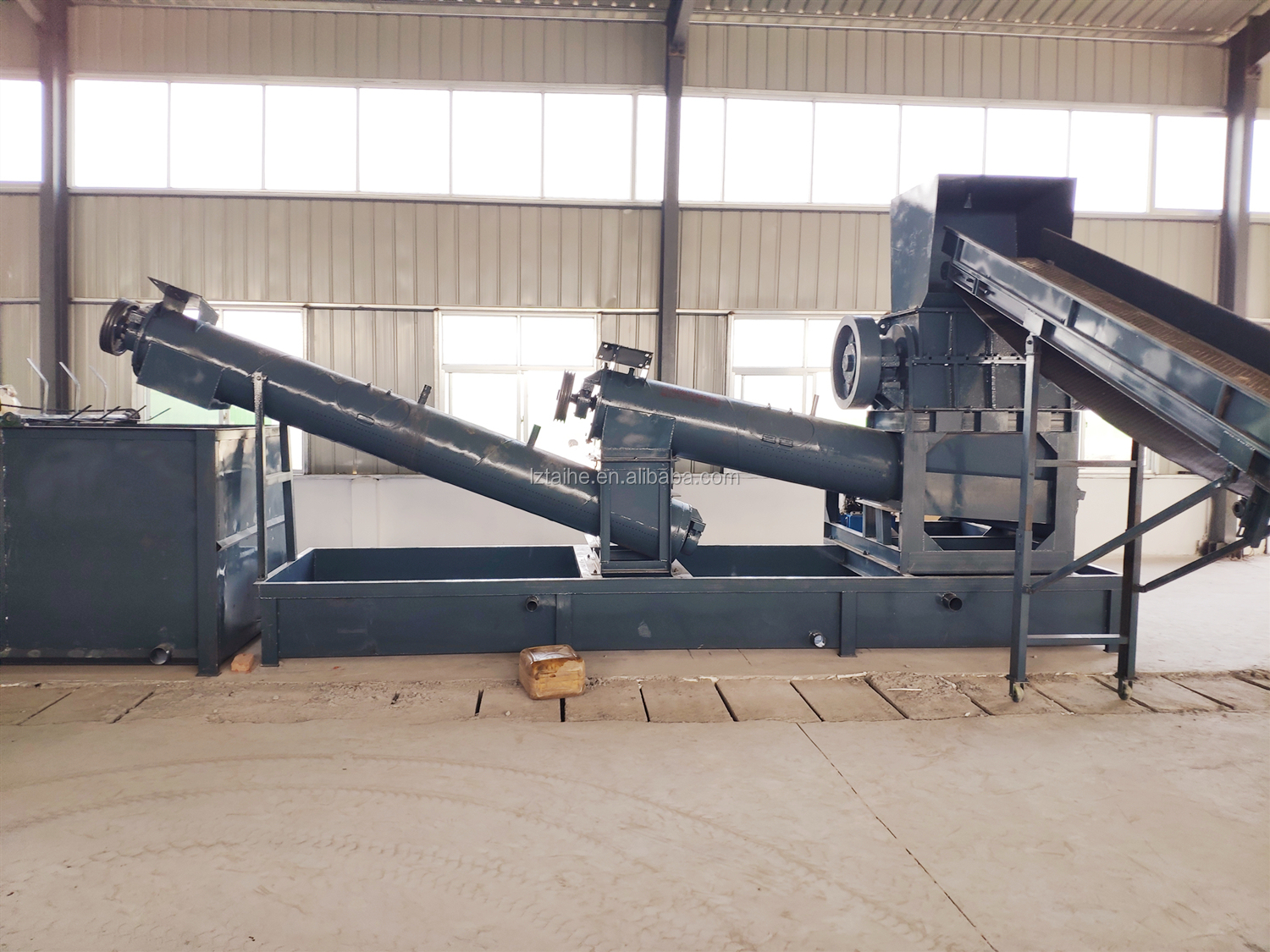 500-2500kg/H Output Plastic Recycling Machine For Washing Plant PP Woven Bags PE Film