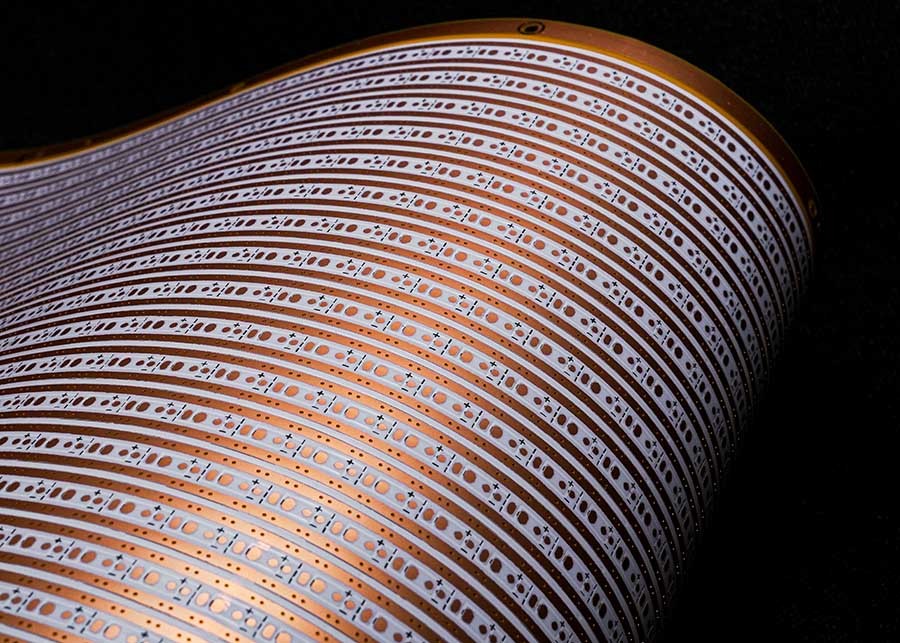 Weldless track light or No weld track light FPCB LED 2025-75LEDS/PCS-6.8*501.5-12Vwith wireless long double layer circuit board