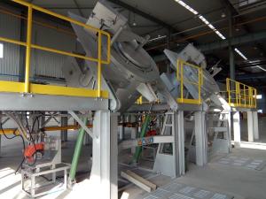 Quality 850 C Rated Molten Aluminum Temperature Aluminum Holding Furnace With 1000KG Capacity wholesale