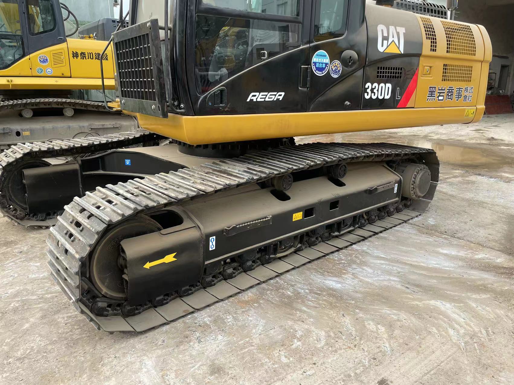 Excavators used CAT 330D second hand digger in shanghai for sales