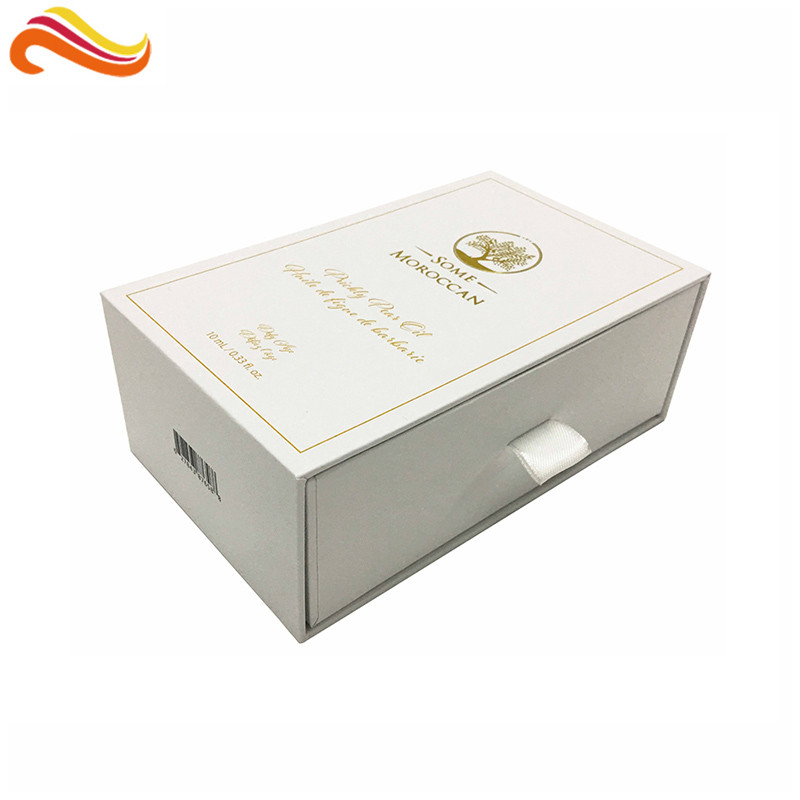 Perfume CMYK Color Cosmetic Paper Packaging Boxes