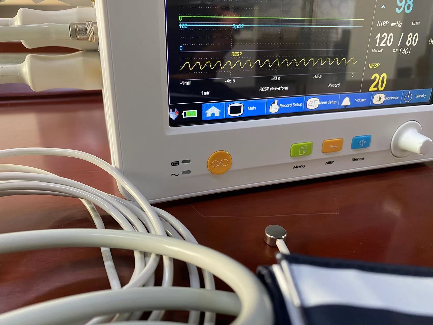 Lightweight Neonate Patient Monitor, ECG SPO2 NIBP Temp Portable Vital Signs Monitors