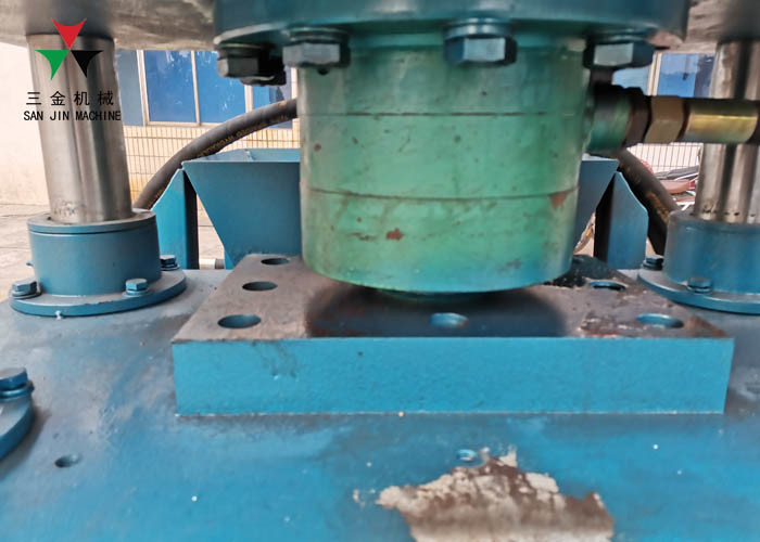 7.5Kw Charcoal Powder Tobacco Automatic Briquette Machine