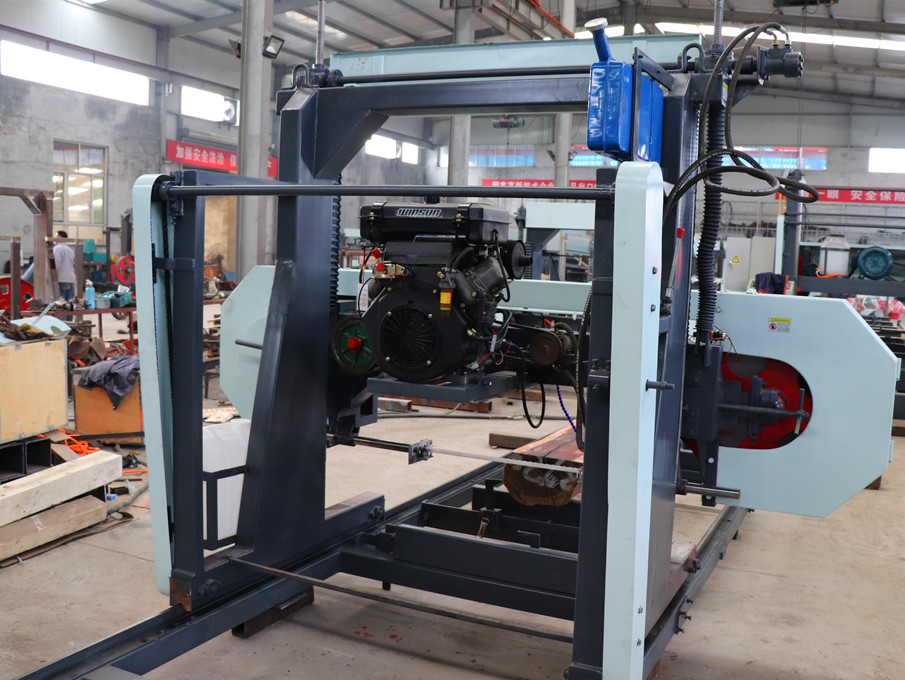 700mm Dia Wood Portable Sawmill Diesel Wood Bandsaw Mill
