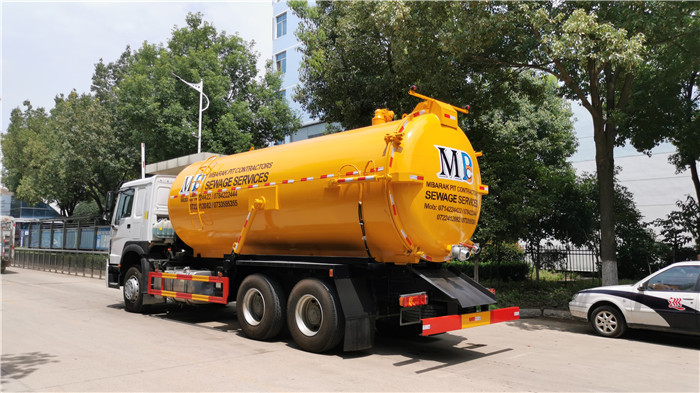 SINOTRUCK HOWO 15000 Liters Vacuum Suction Truck
