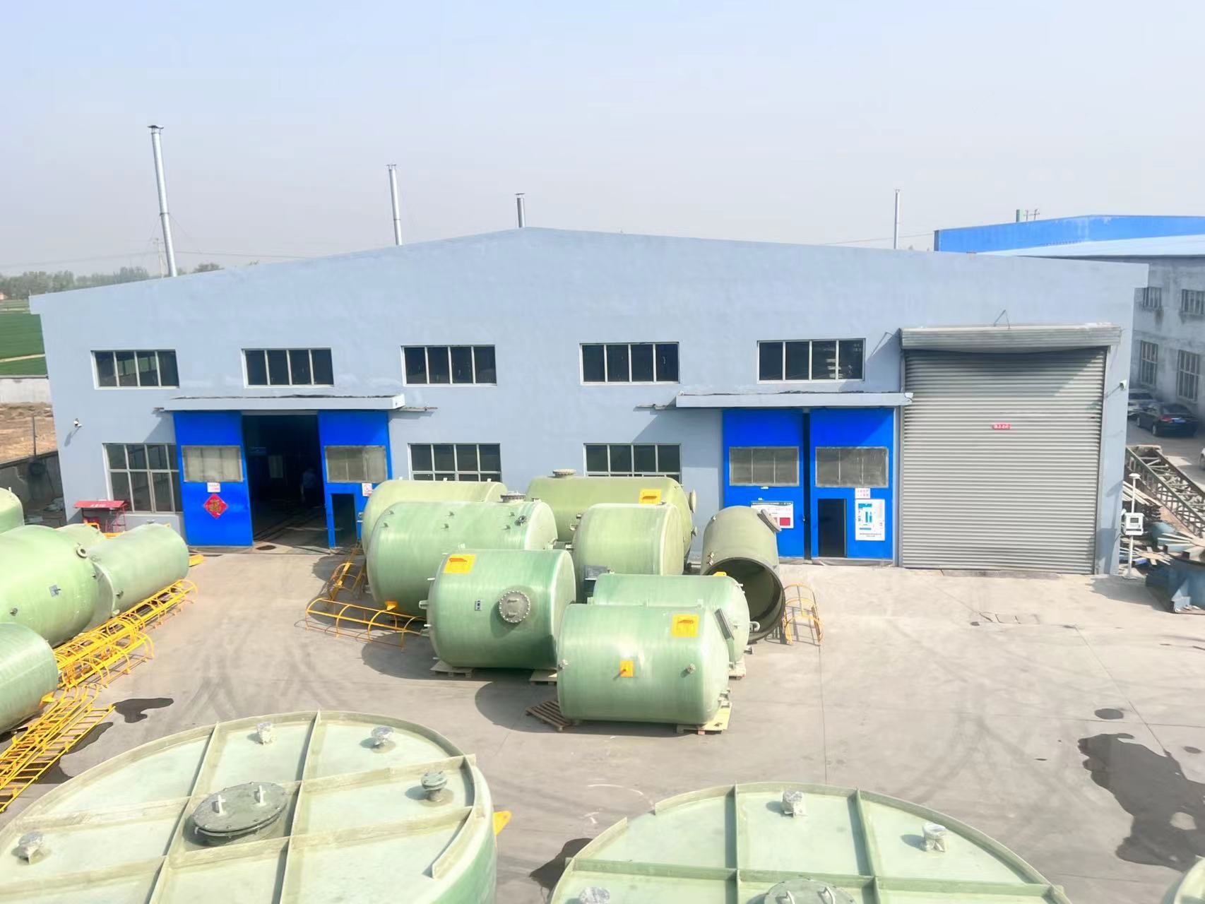 Round 2500mm FRP Chemical Mixing Tank High Strength Activated Carbon Deodorizer