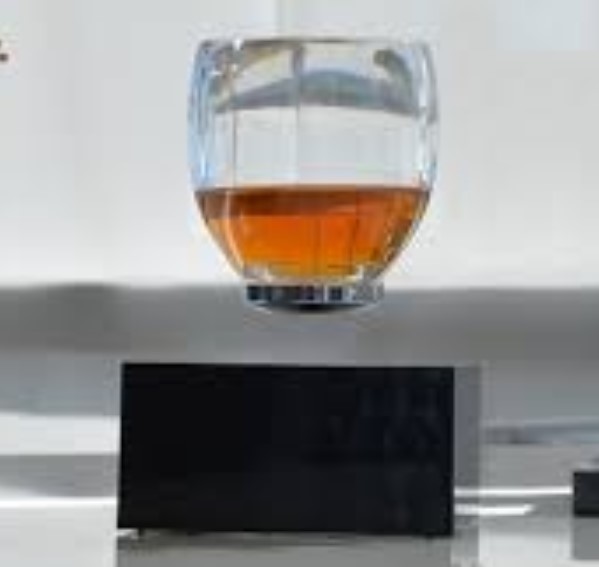 new hotsale wireless rechargeable magnetic levitation cup display racks