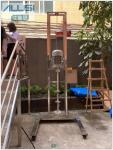 SUS304 Movable Pneumatic Lifting Homogenizer Mixer Viscosity Liquids Solid