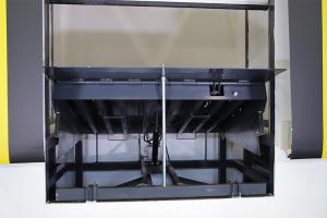 China 40000 LBS Hydraulic Dock Leveler , Smart Safety Loading Dock Leveler on sale