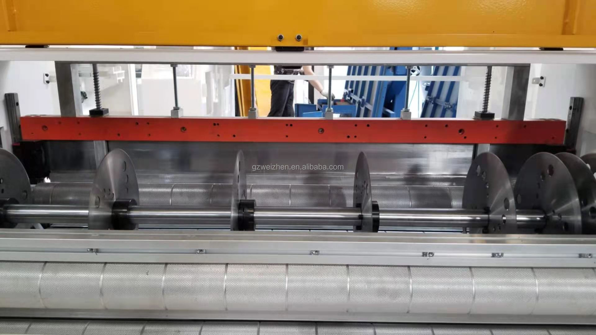 Fully Automatic CNC Cutting And Slitting Cutter For Air Cushion Bubble Film Pearl Cotton EVA Foam Roll Sheet