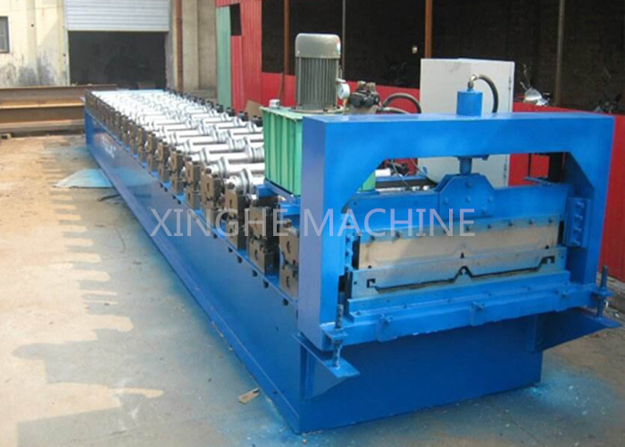Specialized Continuous JCH Metal Roof Panel Machine With PLC Control System
