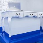 European Style Jewelry Display Showcase White Various Shapes With Led Light