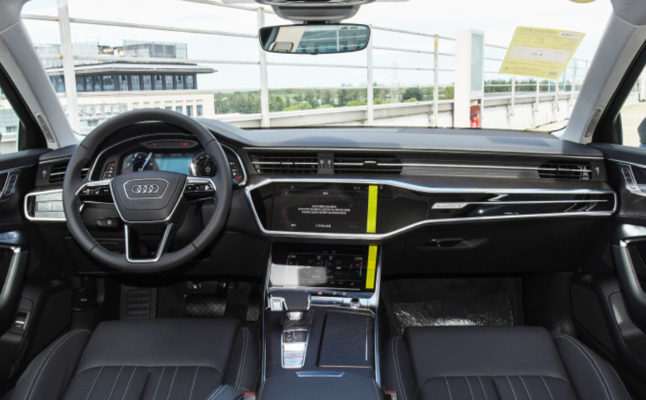 AUDI A6L 2023 45 TFSI quattro Zhenxuan Zhiya version 4 Door 5 seats Saloon