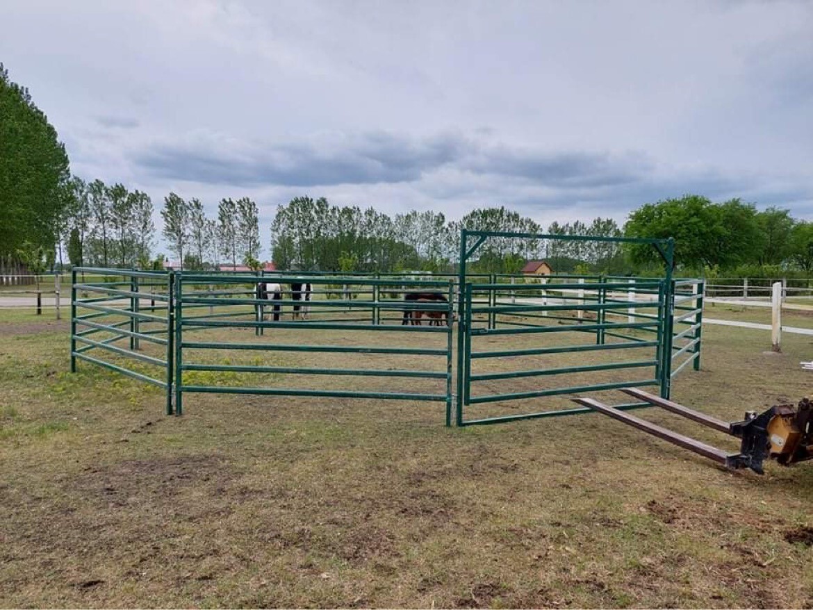 Livestock Cattle Corral Fence Gate 6ft X 12ft Heavy Duty Horse Round Pen Panels