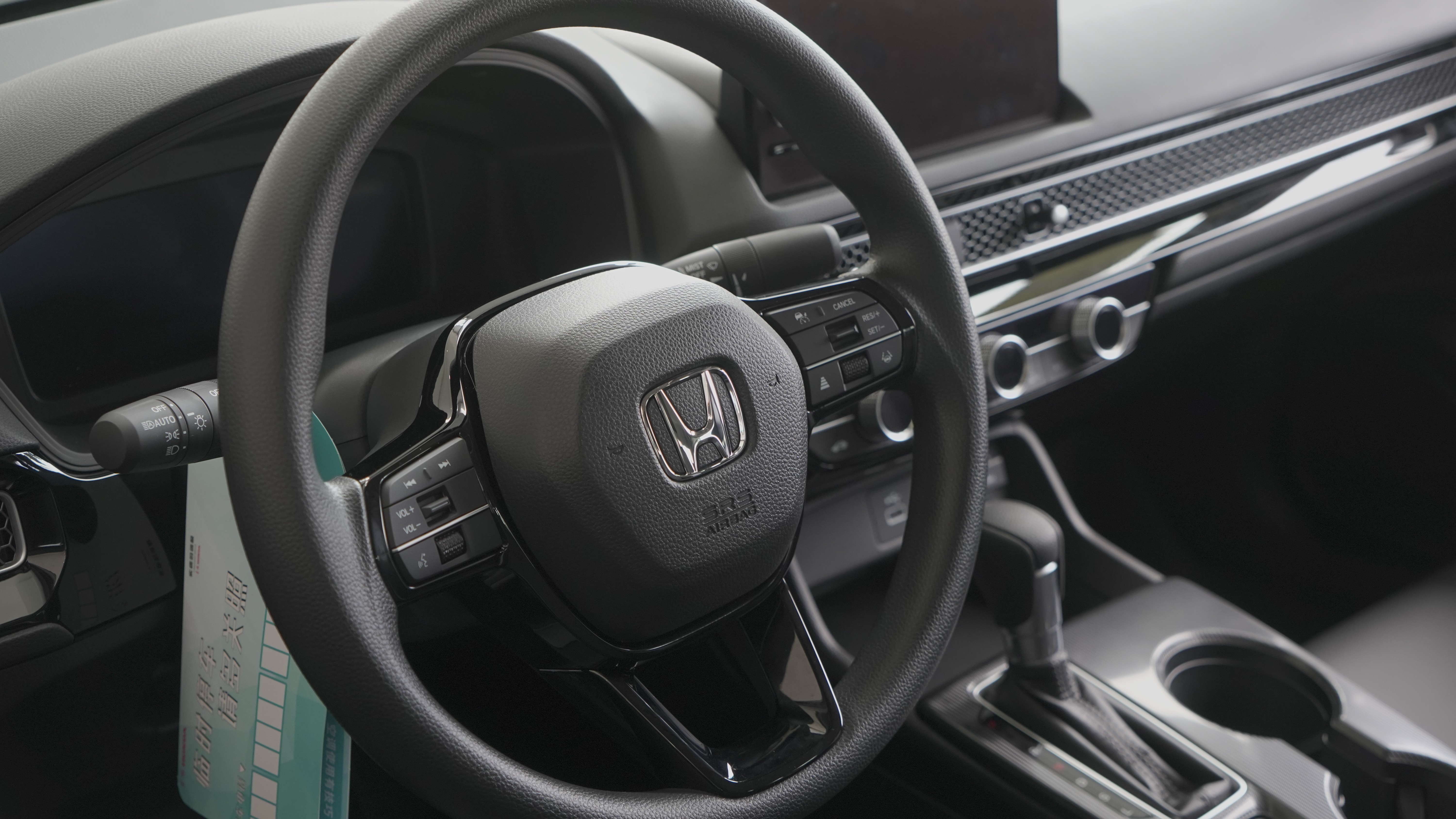 Japanese Brand Car Honda Civic HATCHBACK 240TURBO CVT TOP Version Chinese Cars White Black